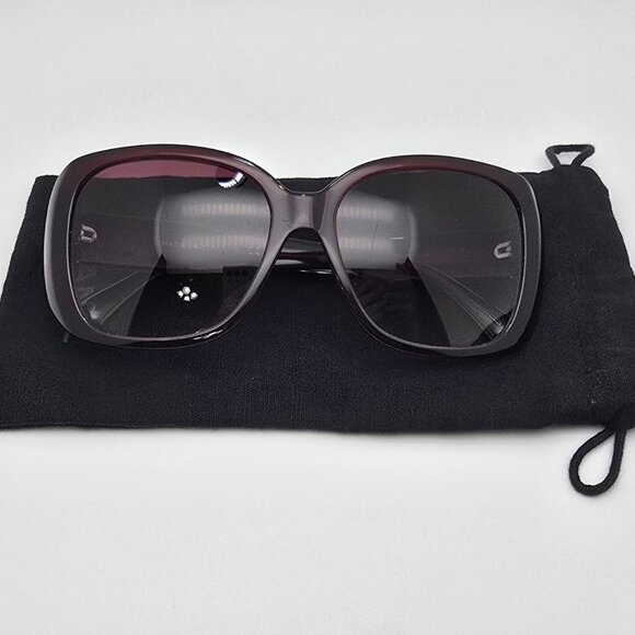 Chanel 5234-Q c.539/3P Red Frame Red Gradient Lens  display picture 2